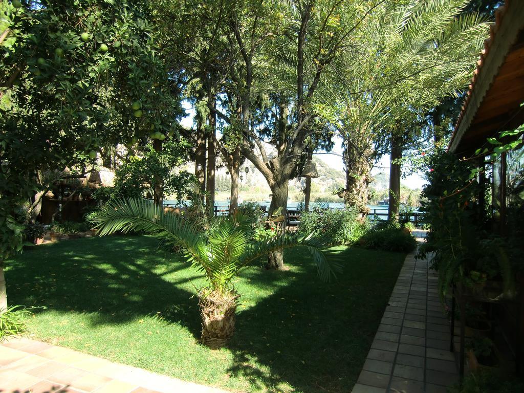 דליאן Hotel Happy Caretta מראה חיצוני תמונה